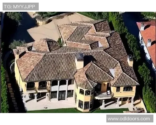 足球巨星豪宅豪车与奢华生活方式全景揭秘