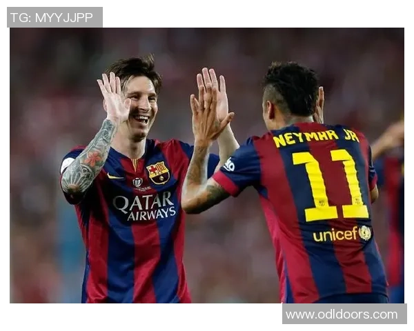 足球四大球星风采展示:梅西、C罗、内马尔与萨拉赫的精彩瞬间 足球四大球星风采展示:梅西、C罗、内马尔与萨拉赫的精彩瞬间