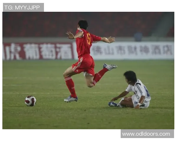 足球球星武侠传：绿茵场上的剑道传奇与英雄气概